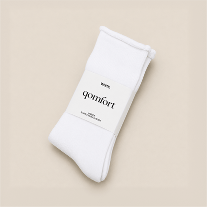 Staple Socks in White